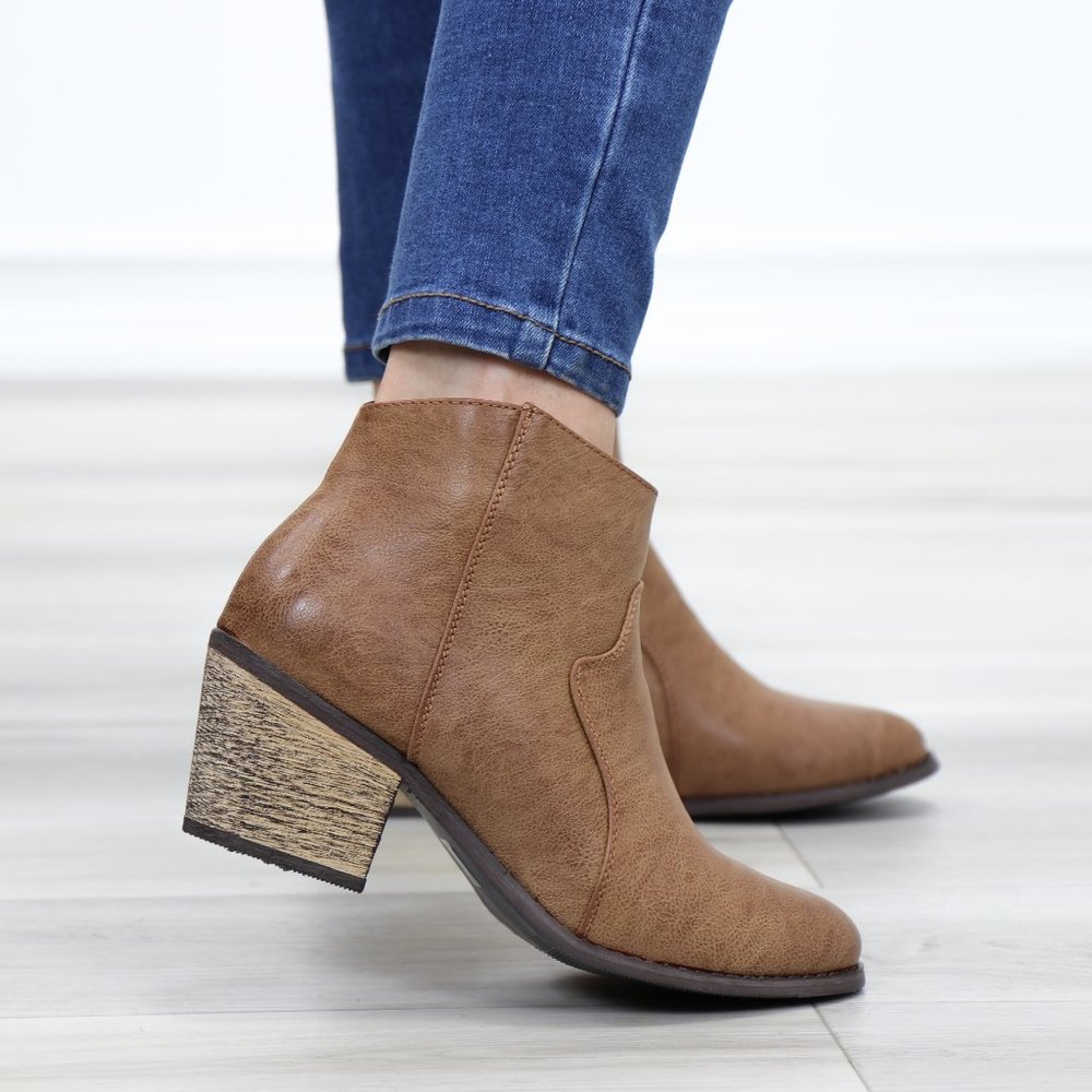 Cowgirl Ankle Booties Faux Leather - Picture 6 of 9